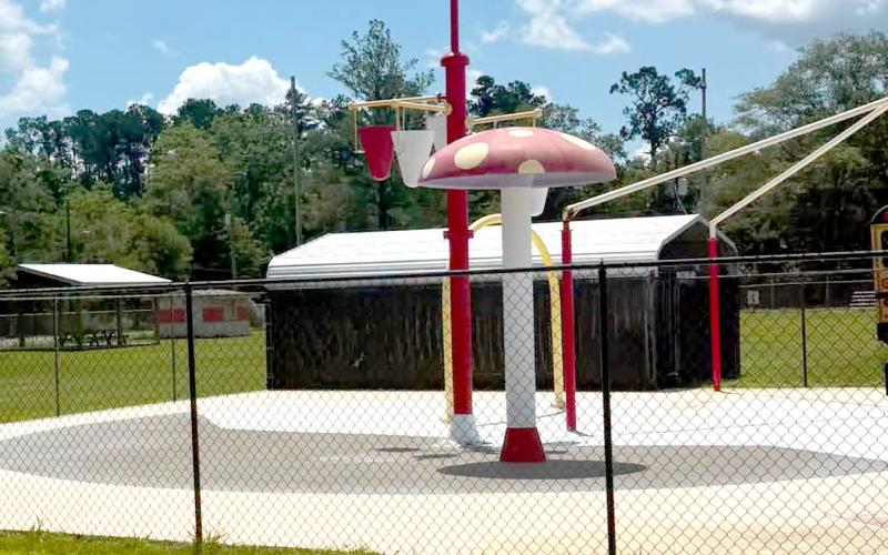 The splash pad is closed. The pool hours have changed.