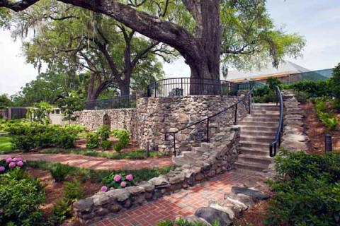 The CUmmer Museum of Art and Gardens offers Summer at the Cummer.